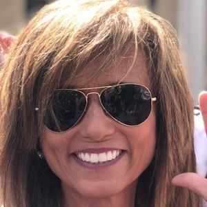 Ray-Ban classic aviator